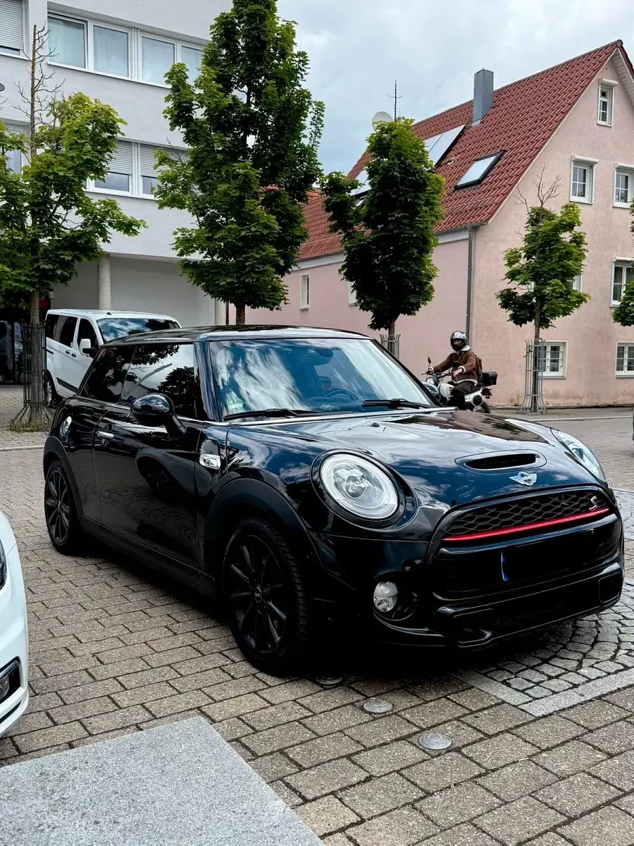 Gebraucht Mini Cooper S 192 PS (141 kW) 2017 Schwarz Kleinwagen