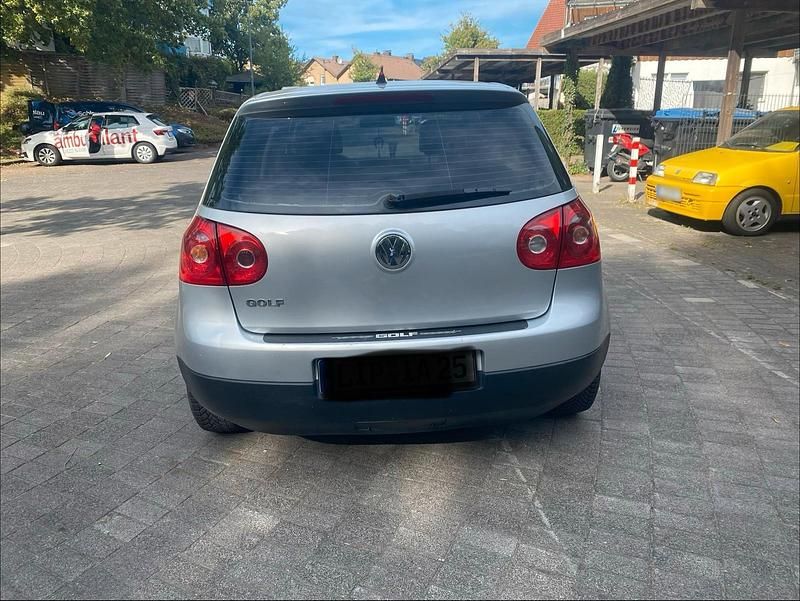 Gebraucht VW Golf V 75 PS (55 kW) 2006 Grau Kleinwagen