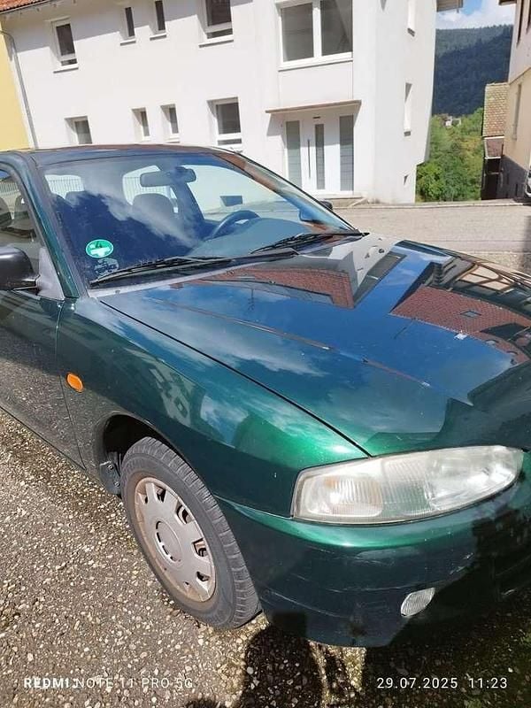 Gebraucht 1990 Mitsubishi Colt Limousine | 1.000 € - Bild 1/4