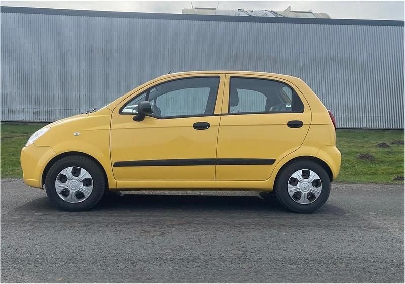 Gelb Gebraucht 2009 Chevrolet Matiz Kleinwagen | 1.350 € - Bild 1/4