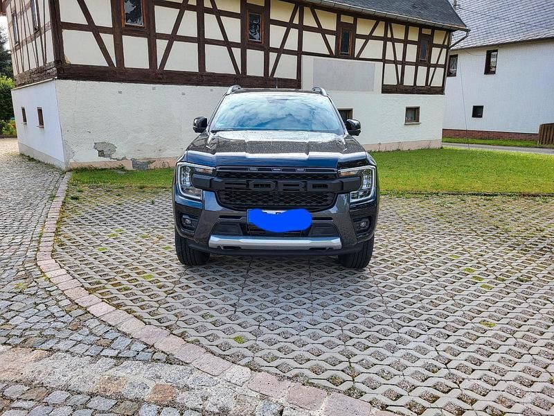 Schwarz Gebraucht 2024 Ford Ranger Wildtrack Abholung | 58.000 € (Etwas zu teuer) - Bild 1/4