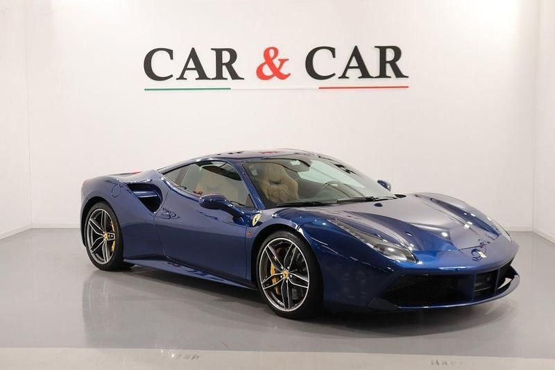 Blau Gebraucht 2018 Ferrari 488 Coupé | 240.000 € (Fairer Preis) - Bild 1/4
