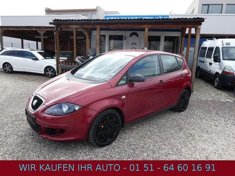 Used Seat Altea Reference 102 HP (75 kW) 2004 Red Minivan