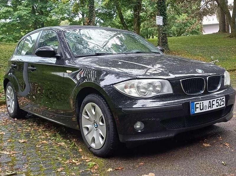 Gebraucht BMW 116 116 PS (85 kW) 2006 Schwarz Kleinwagen