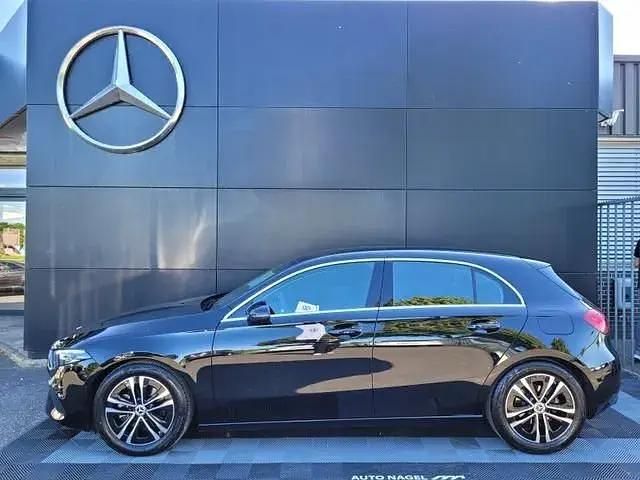 Gebraucht Mercedes A180 Advanced 136 PS (100 kW) 2024 Lack kosmosschwarz Limousine