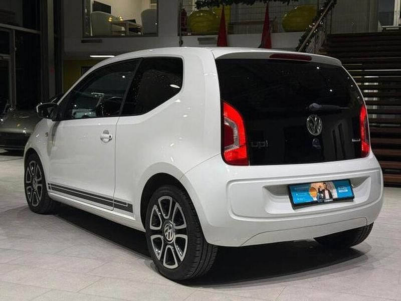 Gebraucht VW up! 60 PS (44 kW) 2015 Weiß Kleinwagen