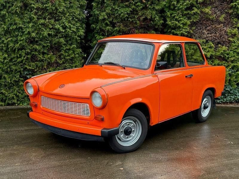 Orange Gebraucht 1980 Trabant 601 Limousine | 4.700 € - Bild 1/4