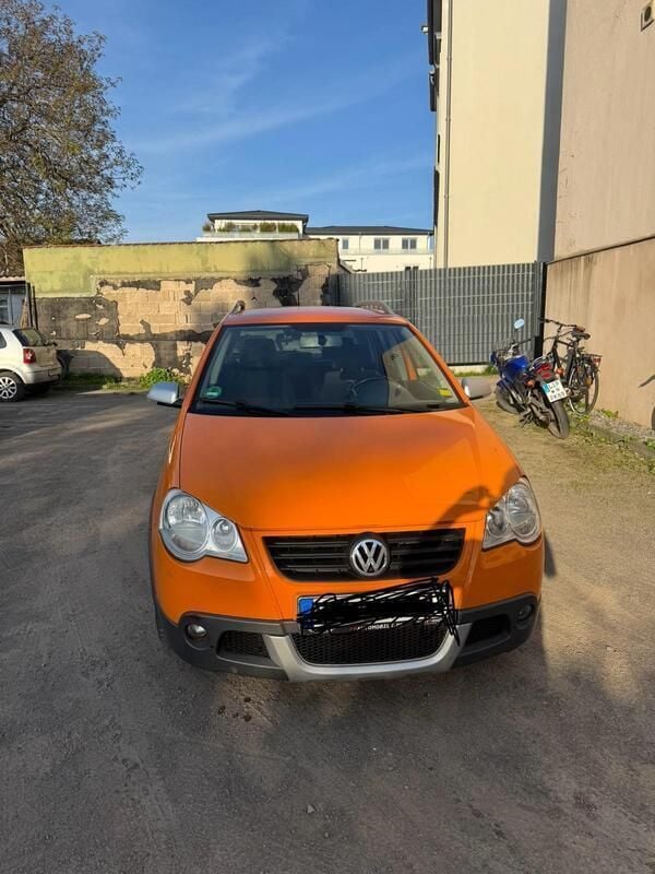 Orange Gebraucht 2006 VW Polo Cross Kleinwagen | 1.950 € (Superpreis) - Bild 1/4
