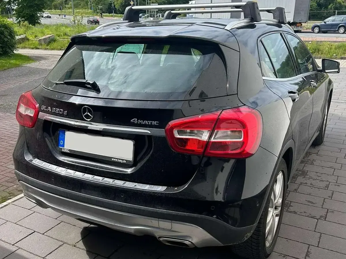 Używany Mercedes GLA220 177 KM (130 kW) 2016 Czarny SUV