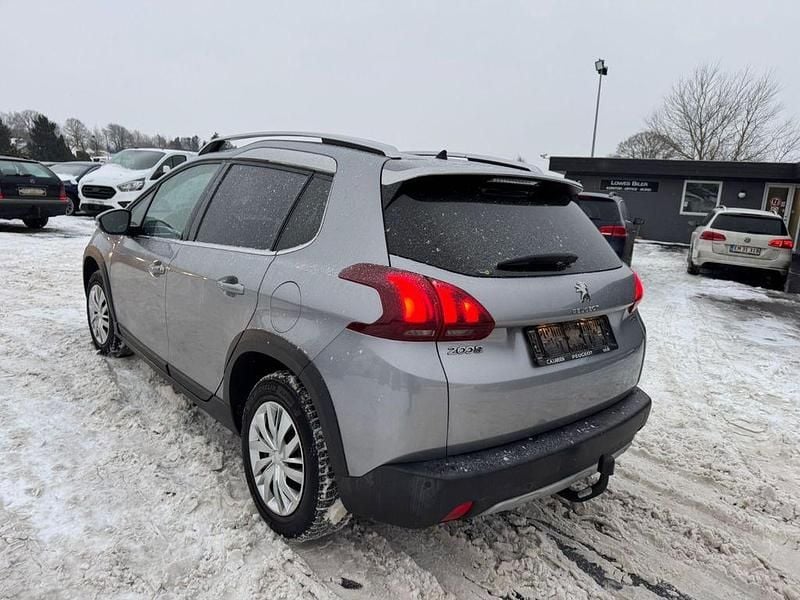 Gebraucht Peugeot 2008 Allure 110 PS (80 kW) 2017 Grau SUV