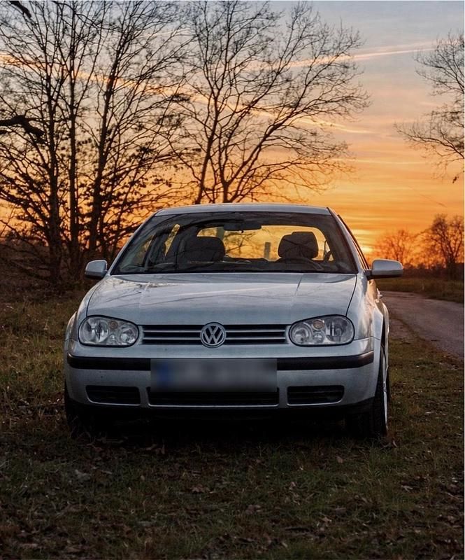Gebraucht VW Golf IV 75 PS (55 kW) 2003 Silber Kleinwagen