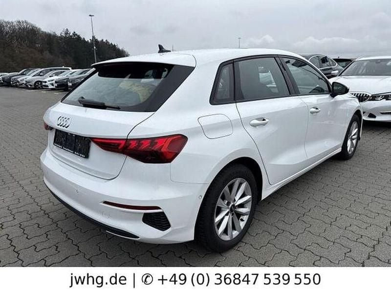 Gebraucht Audi A3 S-Line 150 PS (110 kW) 2022 Weiß Limousine