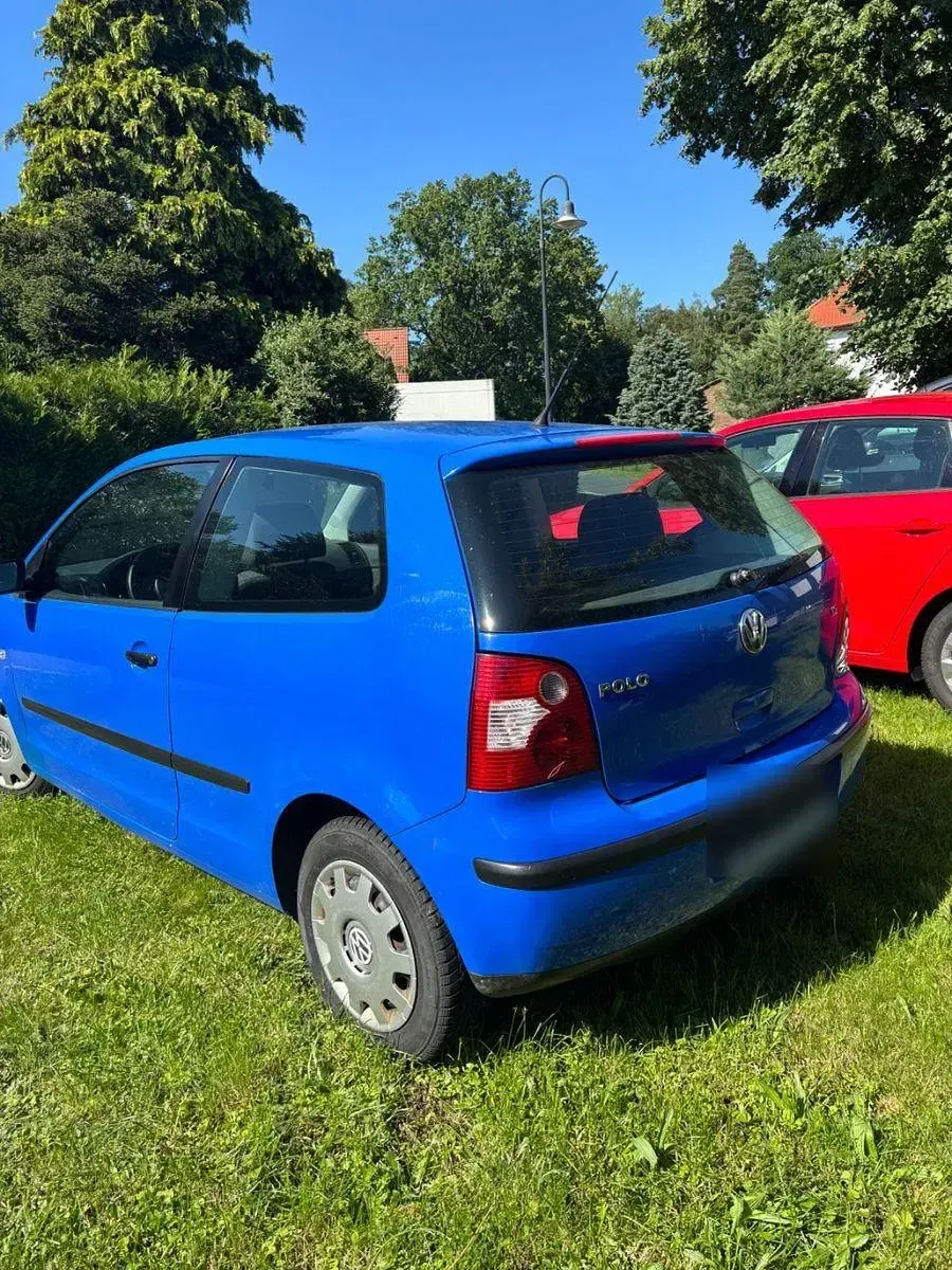 Gebraucht VW Polo Basis 64 PS (47 kW) 2002 Blau Limousine