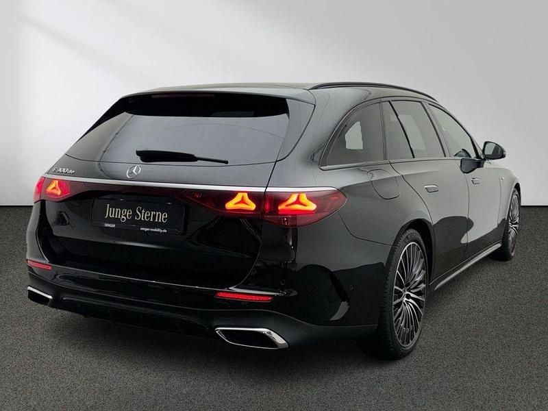 Gebraucht Mercedes E300 Premium 313 PS (230 kW) 2025 Schwarz Limousine