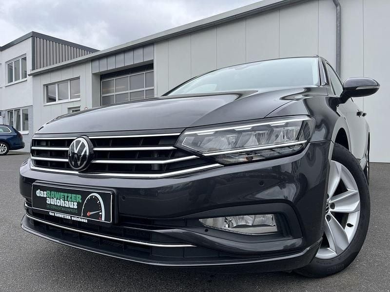Mangangrau Gebraucht 2022 VW Passat Business Kombi | 26.860 € (Fairer Preis) - Bild 1/4
