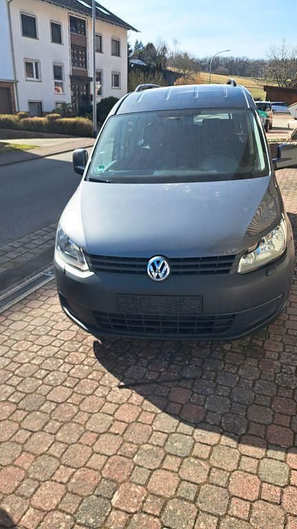 Gebraucht VW Caddy Maxi Trendline 102 PS (75 kW) 2015 Grau Van / Kleinbus