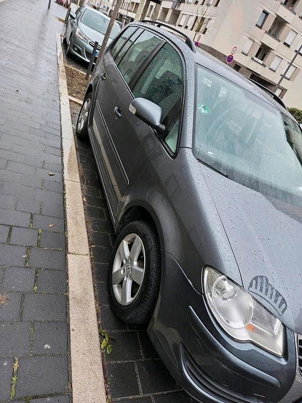 Gebraucht VW Touran 140 PS (102 kW) 2008 Grau Van / Kleinbus