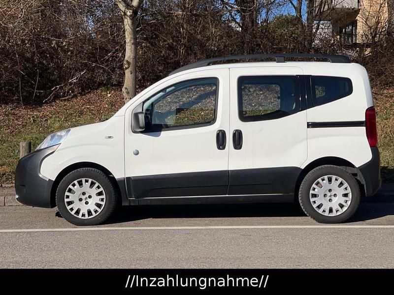 Gebraucht Peugeot Bipper Outdoor 75 PS (55 kW) 2015 Weiß Van / Kleinbus