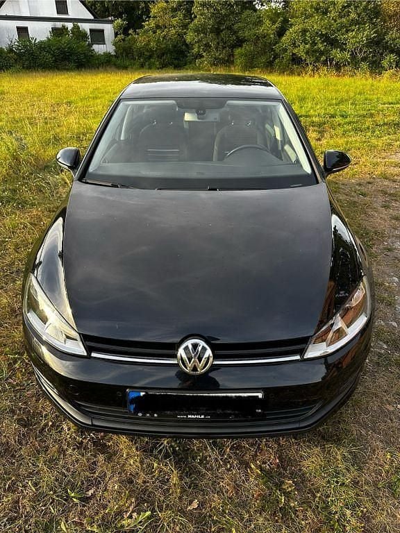 Schwarz Gebraucht 2014 VW Golf VII Comfortline Limousine | 7.750 € (Guter Preis) - Bild 1/4