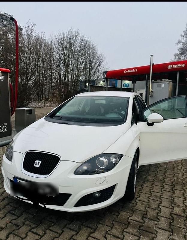 Gebraucht Seat Leon 160 PS (117 kW) 2010 Weiß Kleinwagen