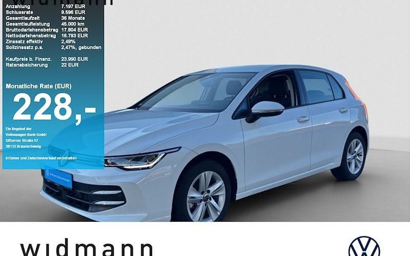 Gebraucht VW Golf VIII Life 116 PS (85 kW) 2024 Pure white Limousine