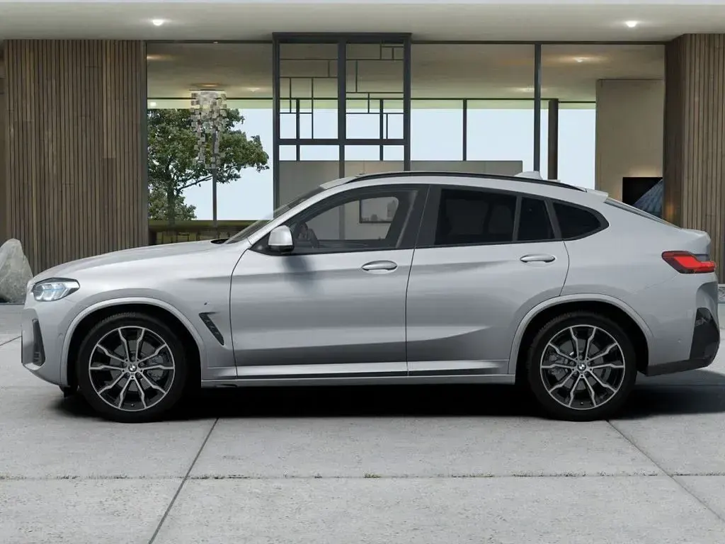Gebraucht BMW X4 M Sport 286 PS (210 kW) 2025 Grau SUV
