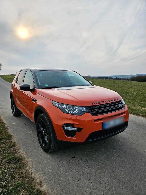 Orange Gebraucht 2016 Land Rover Discovery Sport SUV | 14.300 € (Fairer Preis) - Bild 1/4