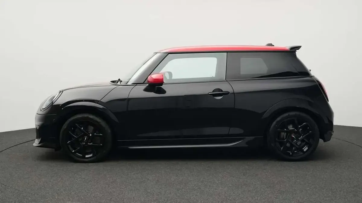 Gebraucht Mini John Cooper Works 204 PS (150 kW) 2024 Schwarz Kleinwagen