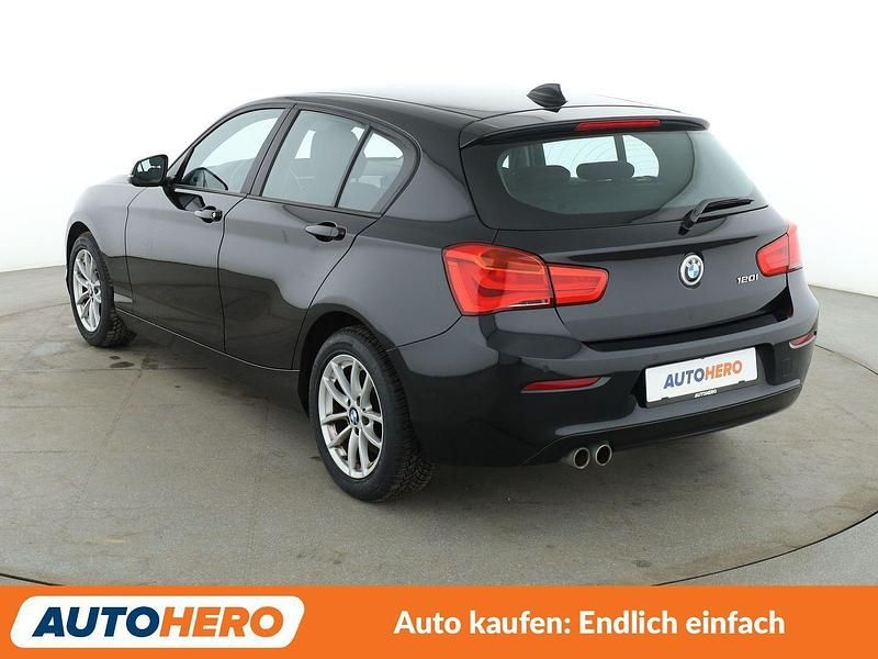 Gebraucht BMW 120 Advantage 184 PS (135 kW) 2019 Schwarz Kleinwagen