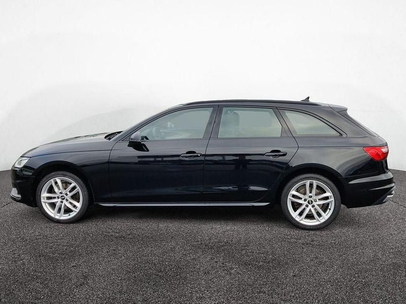 Gebraucht Audi A4 Ambiente 190 PS (139 kW) 2020 Mythosschwarz metallic Kombi