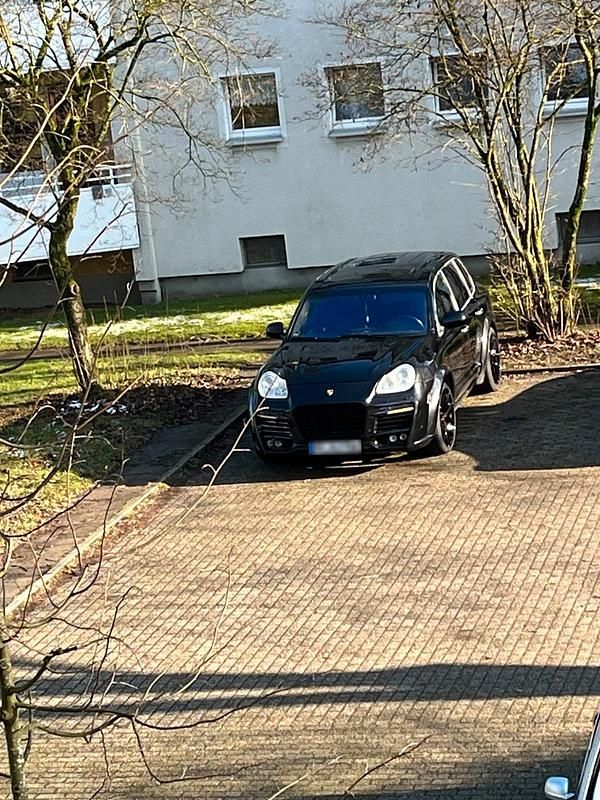 Gebraucht Porsche Cayenne 600 PS (441 kW) 2003 Schwarz SUV