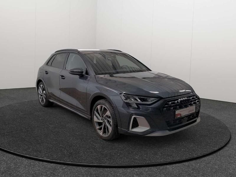 Gebraucht Audi A3 Ambiente 150 PS (110 kW) 2025 Grau Limousine