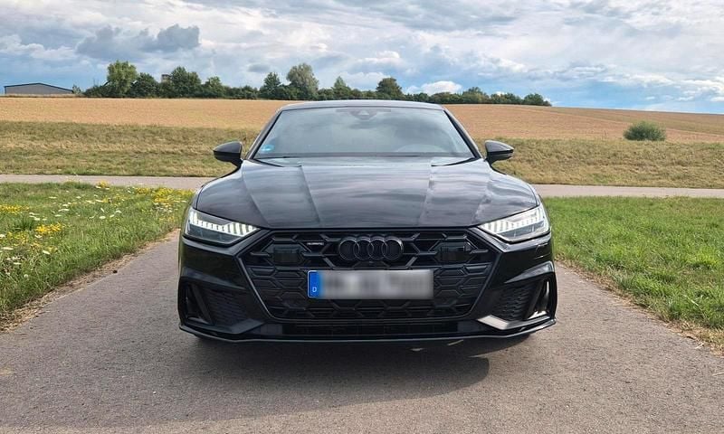 Schwarz Gebraucht 2023 Audi A7 Ambiente Kleinwagen | 51.900 € (Fairer Preis) - Bild 1/4
