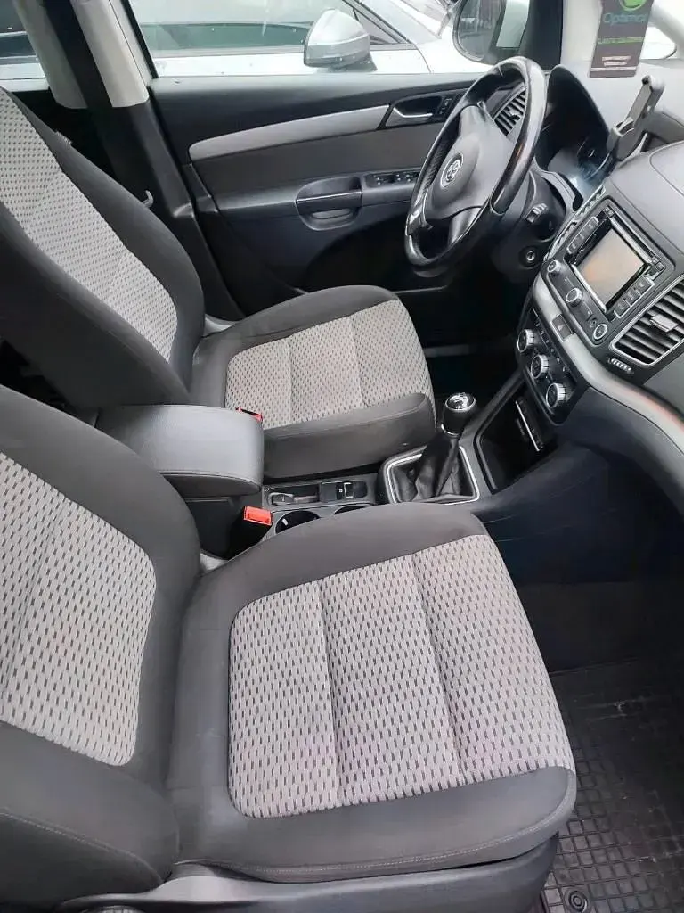 Gebraucht VW Sharan 150 PS (110 kW) 2014 Silber Van / Kleinbus