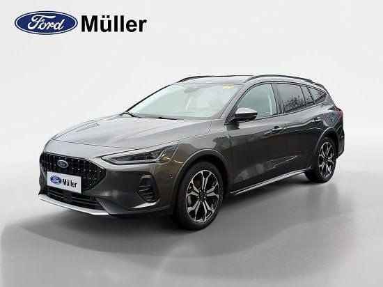 Grau Gebraucht 2023 Ford Focus Active X Limousine | 24.950 € (Teuer) - Bild 1/4