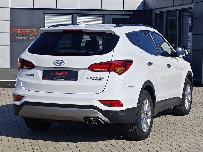 Gebraucht Hyundai Santa Fe Style 200 PS (147 kW) 2017 Weiß SUV