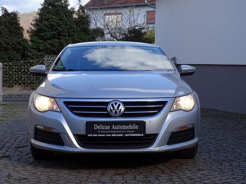 Usata VW Passat 160 CV (117 kW) 2011 Argento Berlina