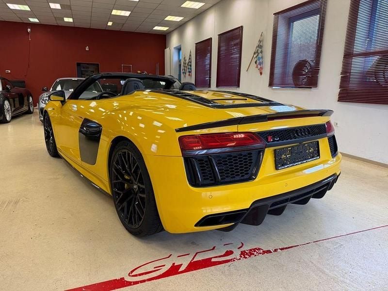 Gebraucht Audi R8 Spyder Sport 610 PS (448 kW) 2018 Vegasgelb Cabrio