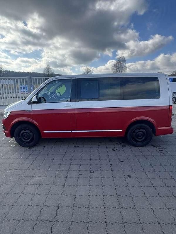 Gebraucht VW Multivan Generation Six 205 PS (150 kW) 2016 Andere farben Van / Kleinbus