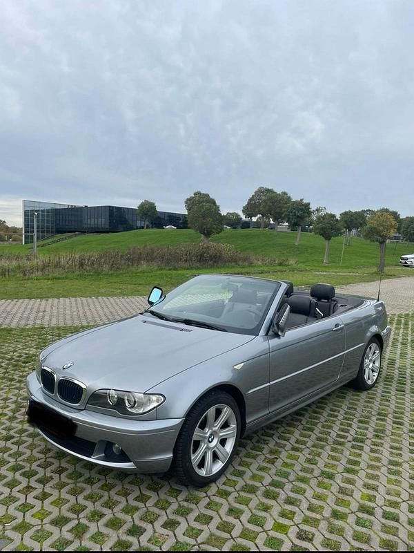 Gebraucht BMW 318 Cabriolet 143 PS (105 kW) 2002 Grau Cabrio