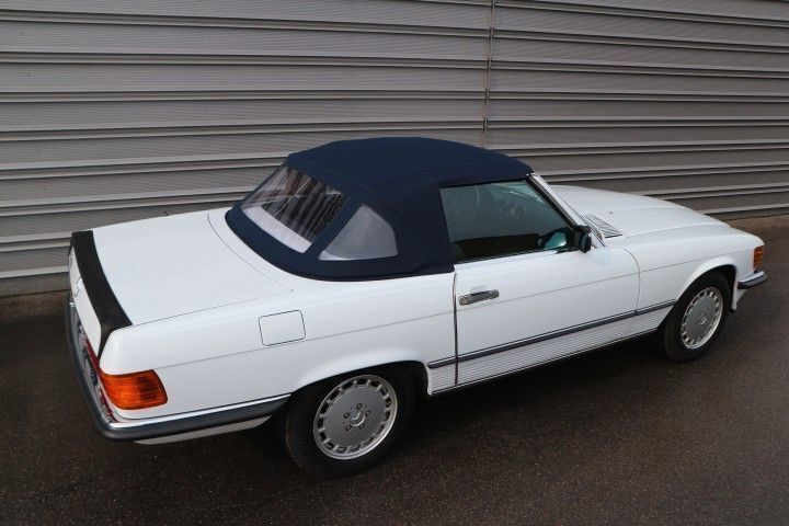 Gebraucht Mercedes 560 227 PS (166 kW) 1986 Weiß Cabrio