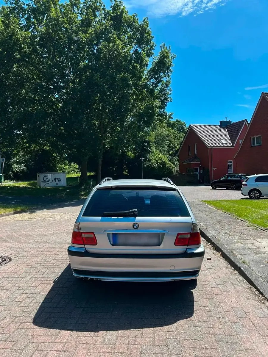 Gebraucht BMW 320 M Sport 170 PS (125 kW) 2002 Silber Kombi