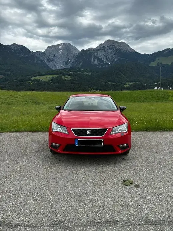 Gebraucht Seat Leon Style 125 PS (91 kW) 2015 Rot Limousine