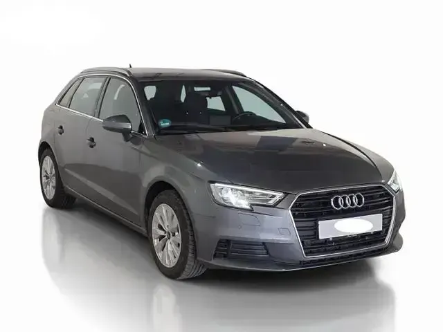 Gebraucht Audi A3 Ambiente 150 PS (110 kW) 2018 Andere Limousine