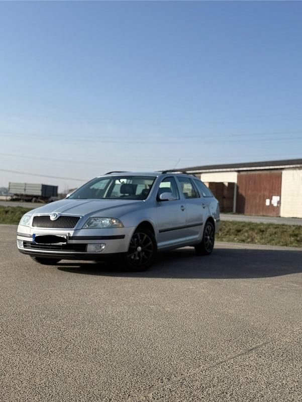 Gebraucht Skoda Octavia 105 PS (77 kW) 2008 Silber Kombi