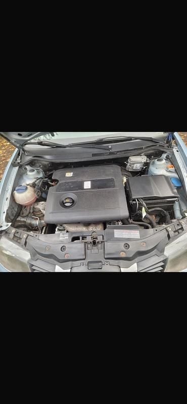 Second-hand Seat Ibiza 75 CP (55 kW) 2004 Albastru Hatchback