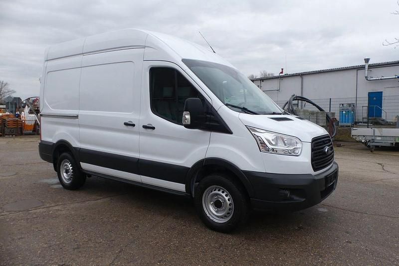 Gebraucht Ford Transit 125 PS (91 kW) 2015 Weiß Van / Kleinbus