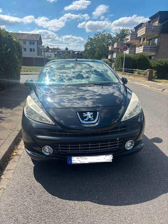 Schwarz Gebraucht 2009 Peugeot 207 CC Filou Cabrio | 1.800 € (Superpreis) - Bild 1/4