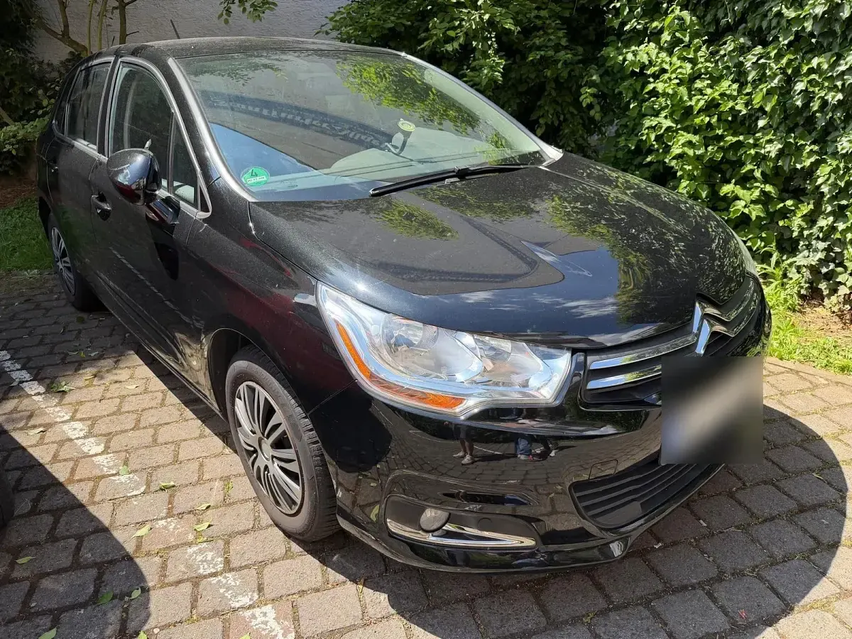 Gebraucht Citroën C4 120 PS (88 kW) 2013 Schwarz Kleinwagen