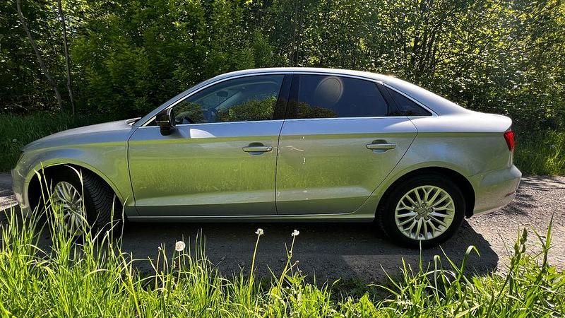 Gebraucht Audi A3 125 PS (91 kW) 2016 Grau Limousine